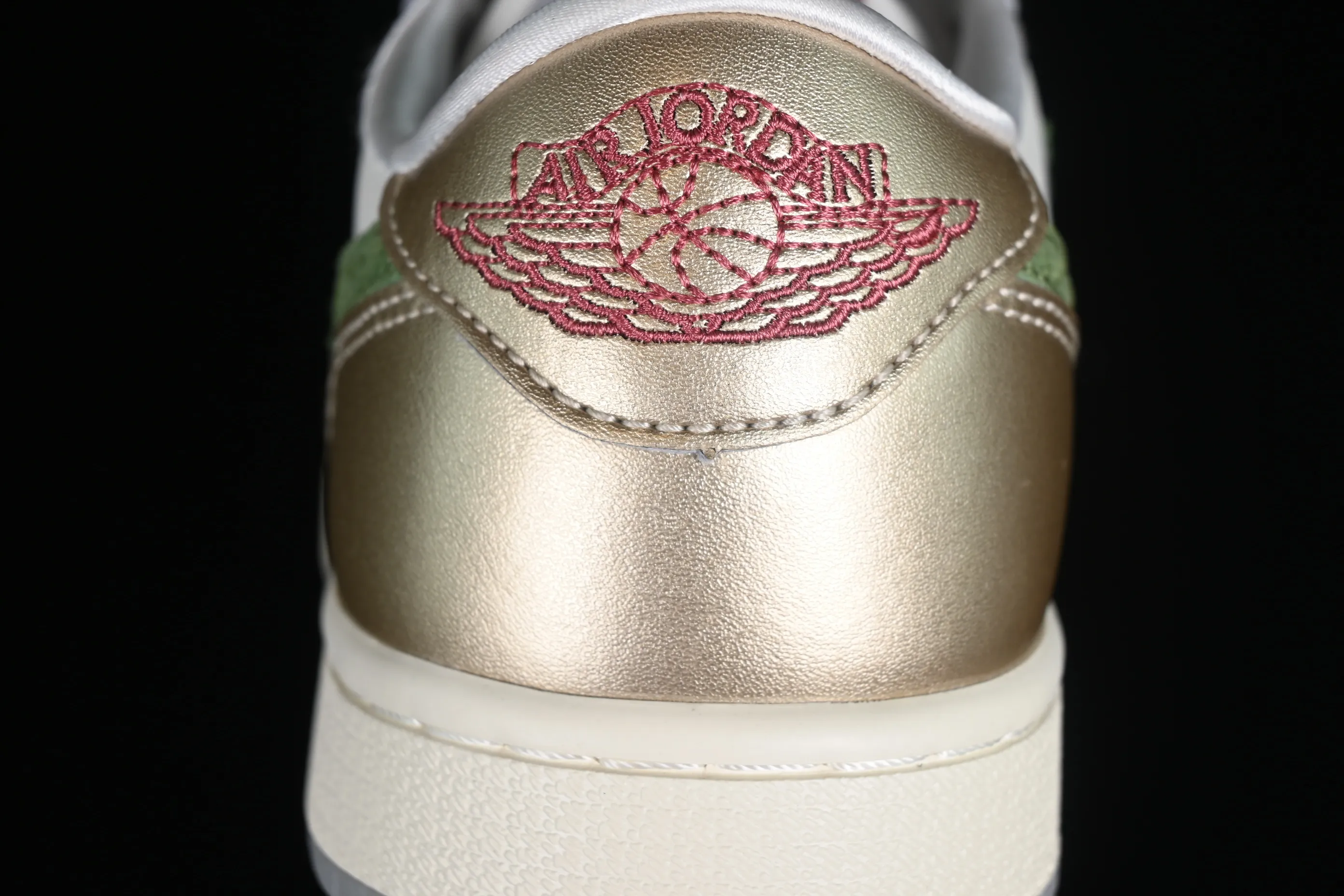 All categories Air Jordan Jordan series basketball shoes Air Jordan 1 Low Pure original Air Jordan 1 Low OG GS "Chinese New Year" AJ1 Joe 1 Dragon Year zodiac color low-top cultural casual sneakers FQ6593-100